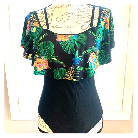 Floral Ruffle one piece Bathing Suit - Picture 1 of 3